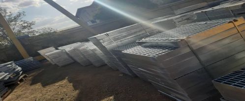 فروش انواع گریتینگ تبریز